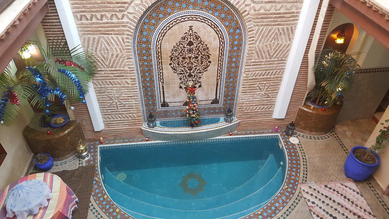 Bonheur رياد 2*